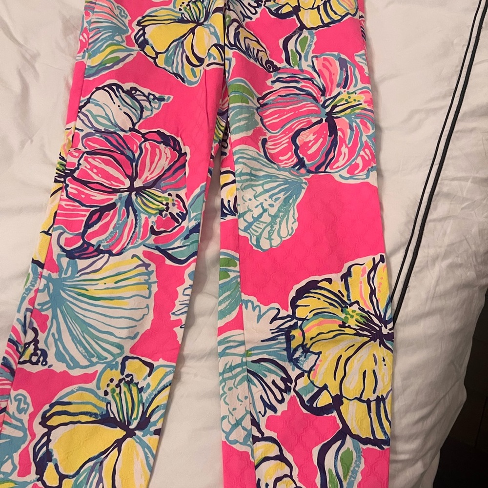 Size 10 Lilly Pulitzer kelly ankle pant in Kir Royal pink swept by the tides